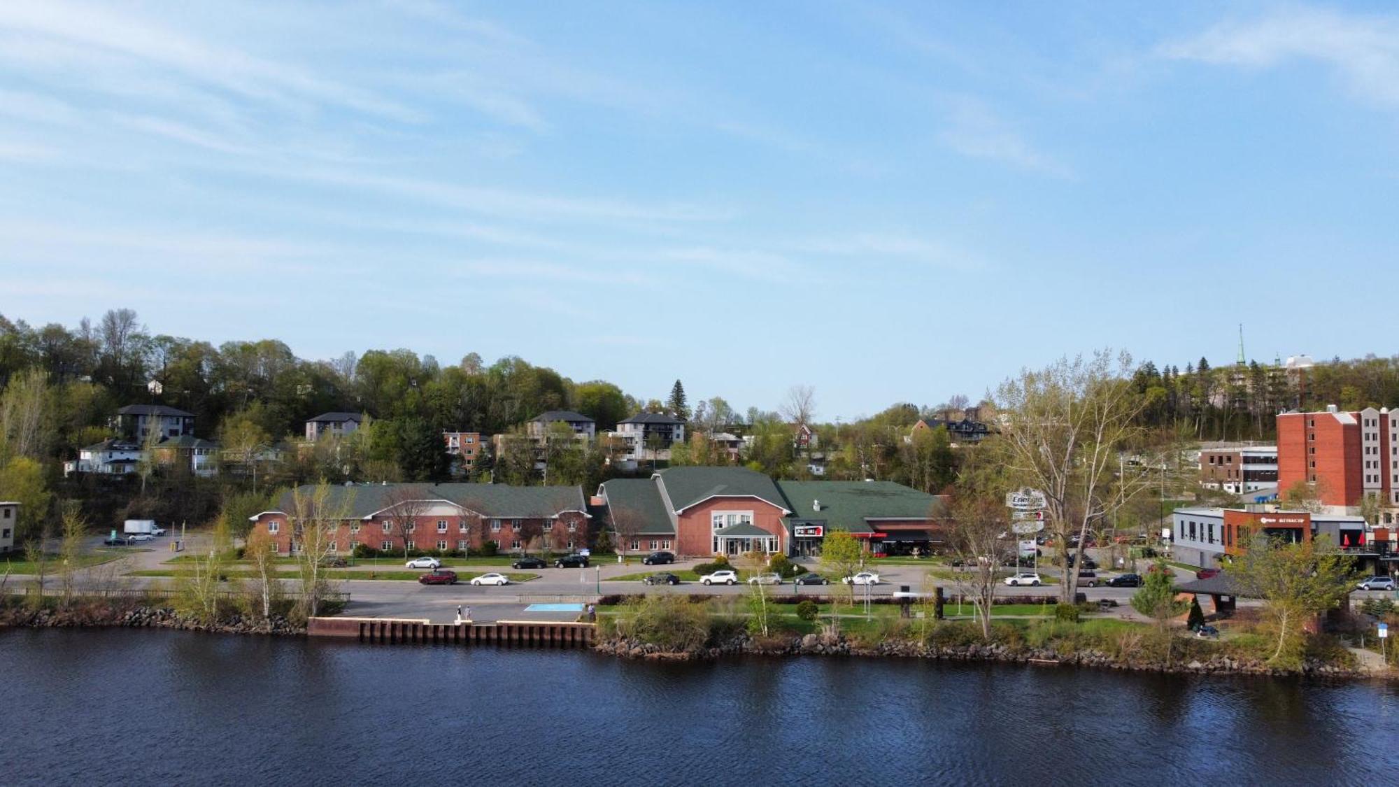 Hôtel Énergie Shawinigan Exterior foto